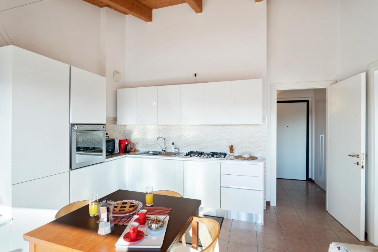 Bright Apartment Como Cavallasca Εξωτερικό φωτογραφία